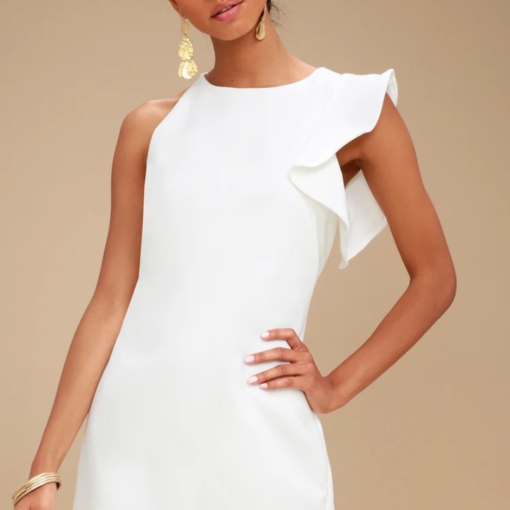 New White short one sleeve dress